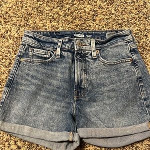Old navy light wash shorts